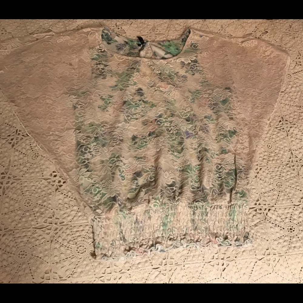 Maurice’s lace overlay floral blouse
